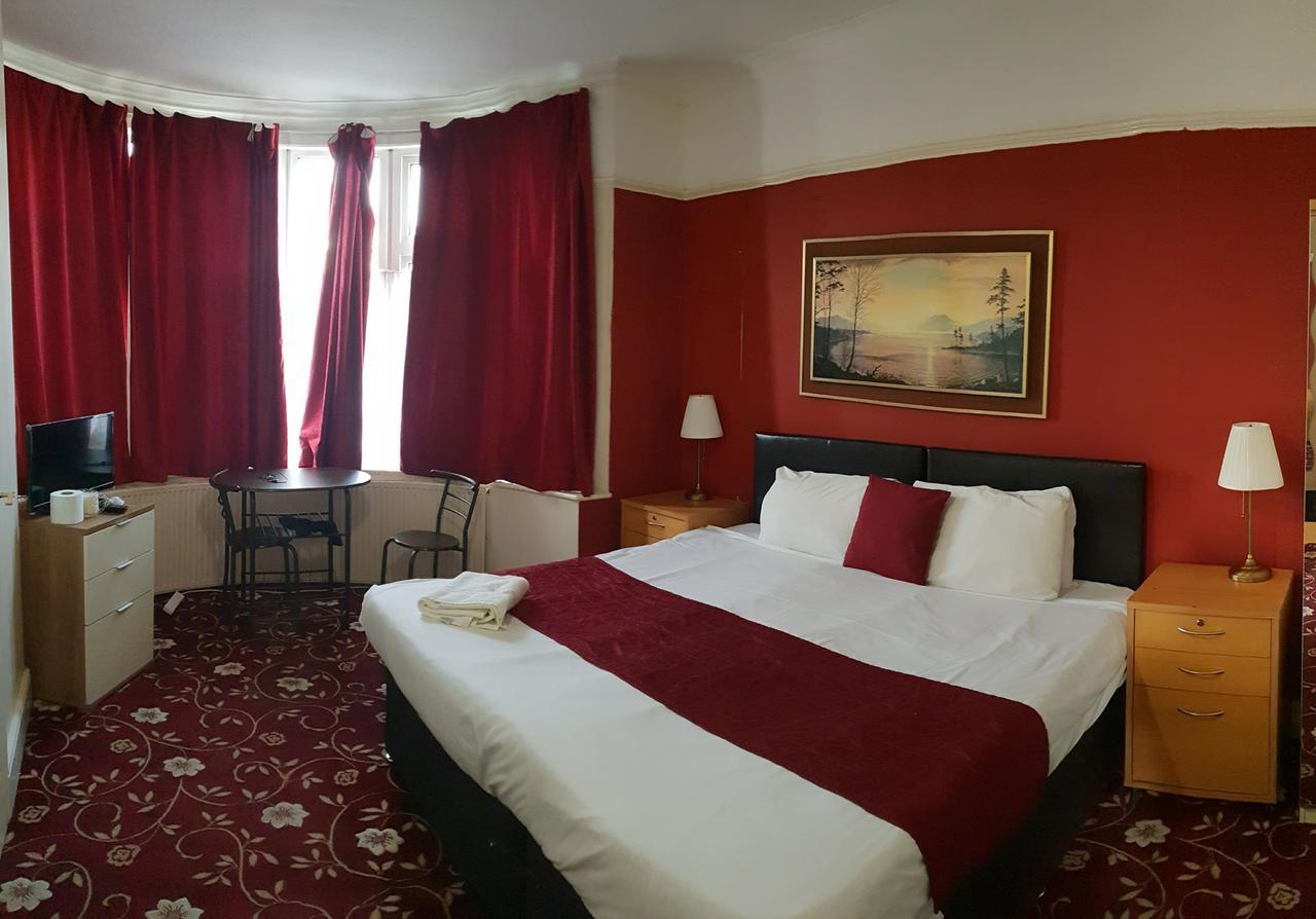 Harrow Bed & Breakfast Харроу Экстерьер фото